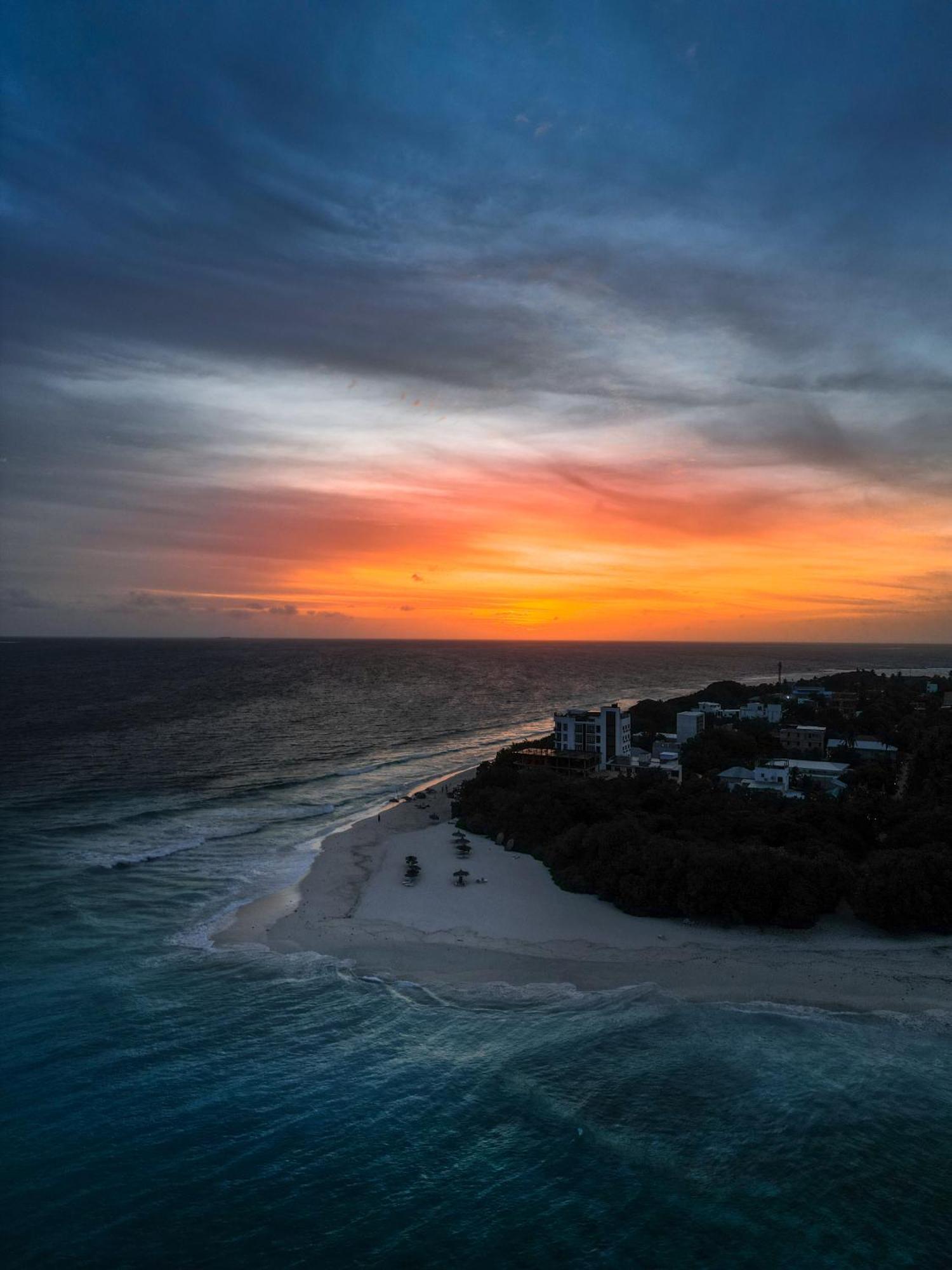 Ukulhas Villa Beach Hotel 외부 사진