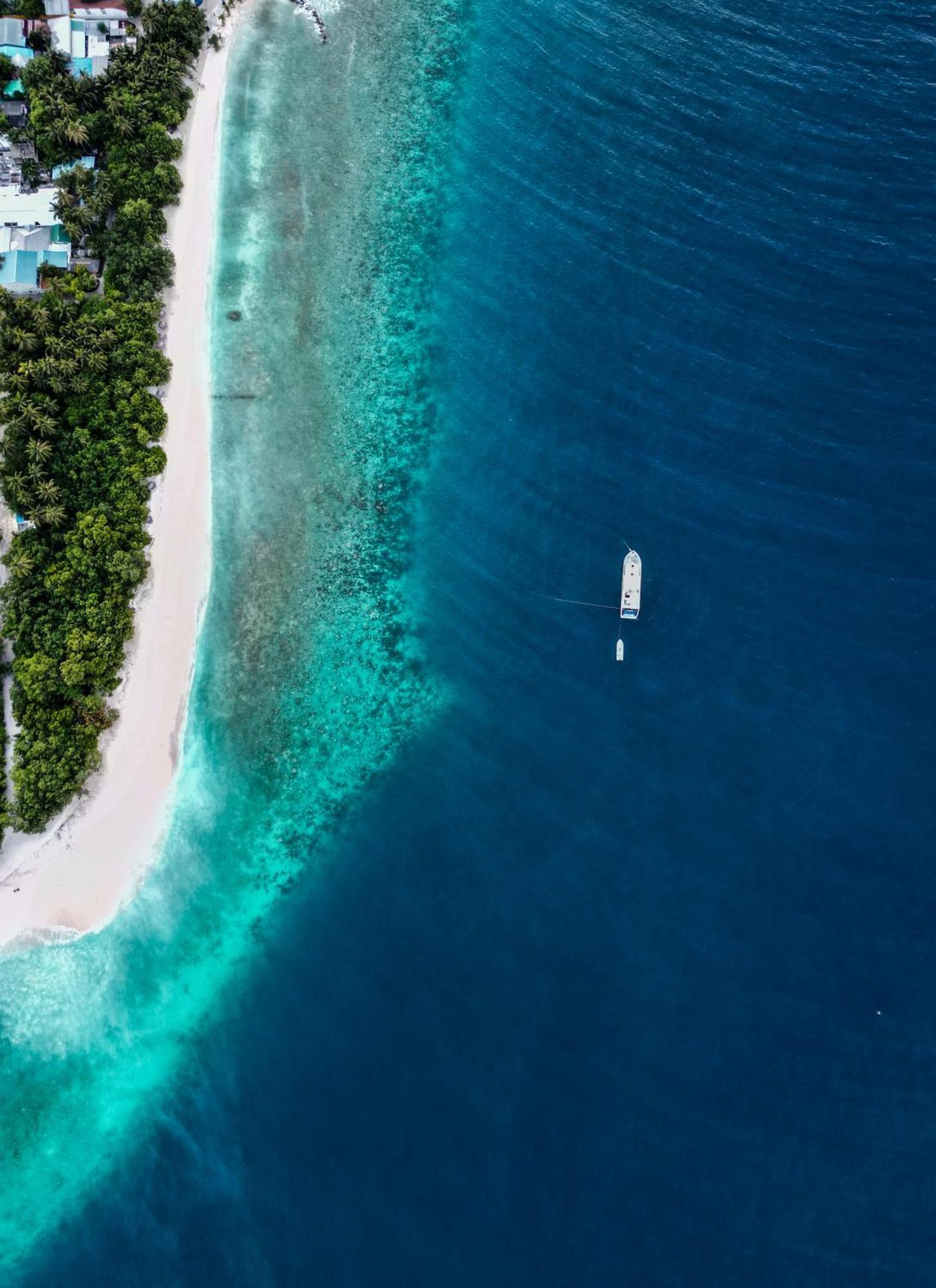 Ukulhas Villa Beach Hotel 외부 사진